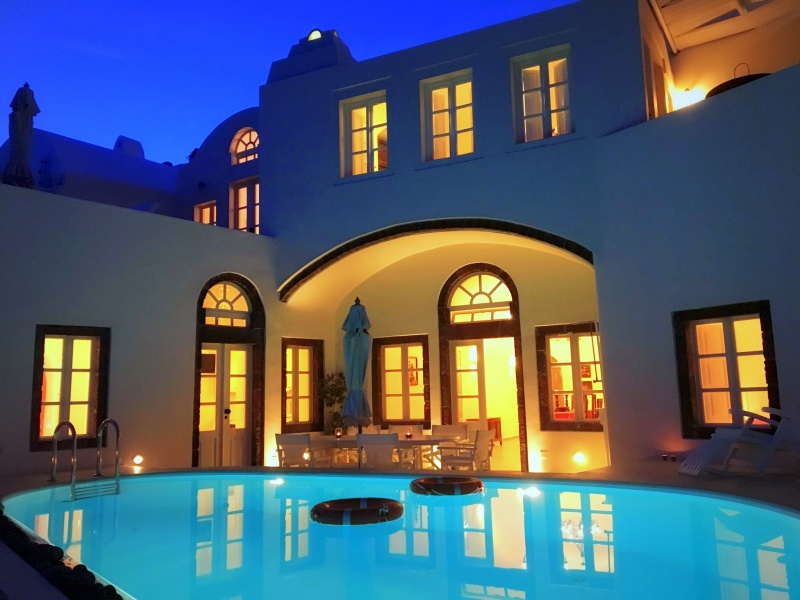 The main canava in the evening.