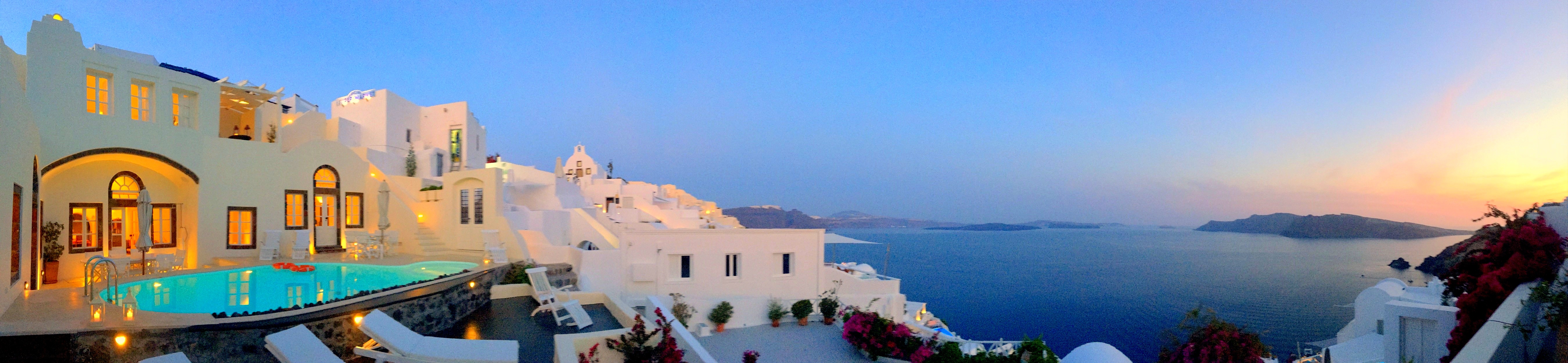 Panoramic view of the romantic sunset.